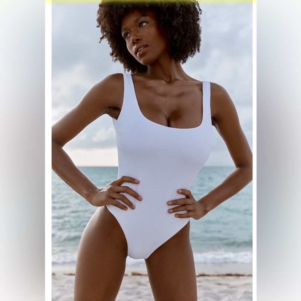 Monday Swimwear - SARDINIA ONE PIECE - WHITE SAND CRINKLE